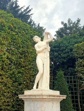 Meet your Posher, Sofia